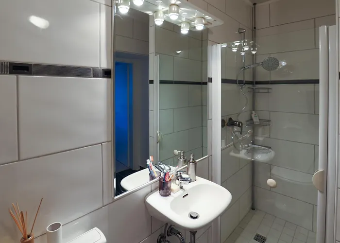 Messe Airport Dus With Terrace